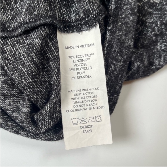 Quince Brushed Short Sleeve Lounge Tee Black - Picture 7 of 10